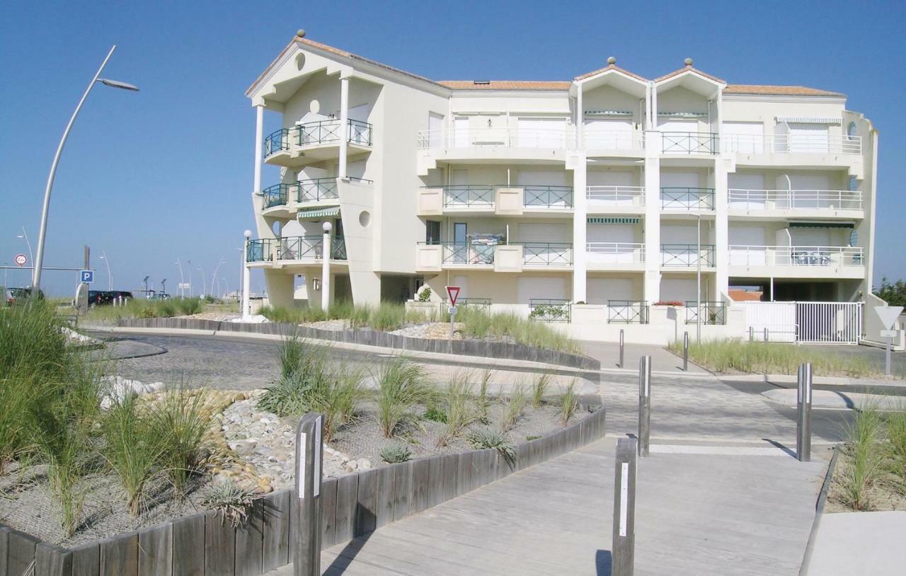 Amazing Apartment In St, Hilaire De Riez サン・ジャン·ド・モン エクステリア 写真